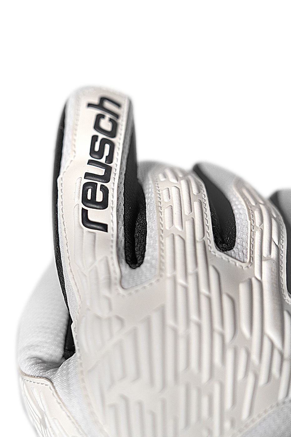 Вратарские перчатки Reusch Attrakt Infinity NC White купить