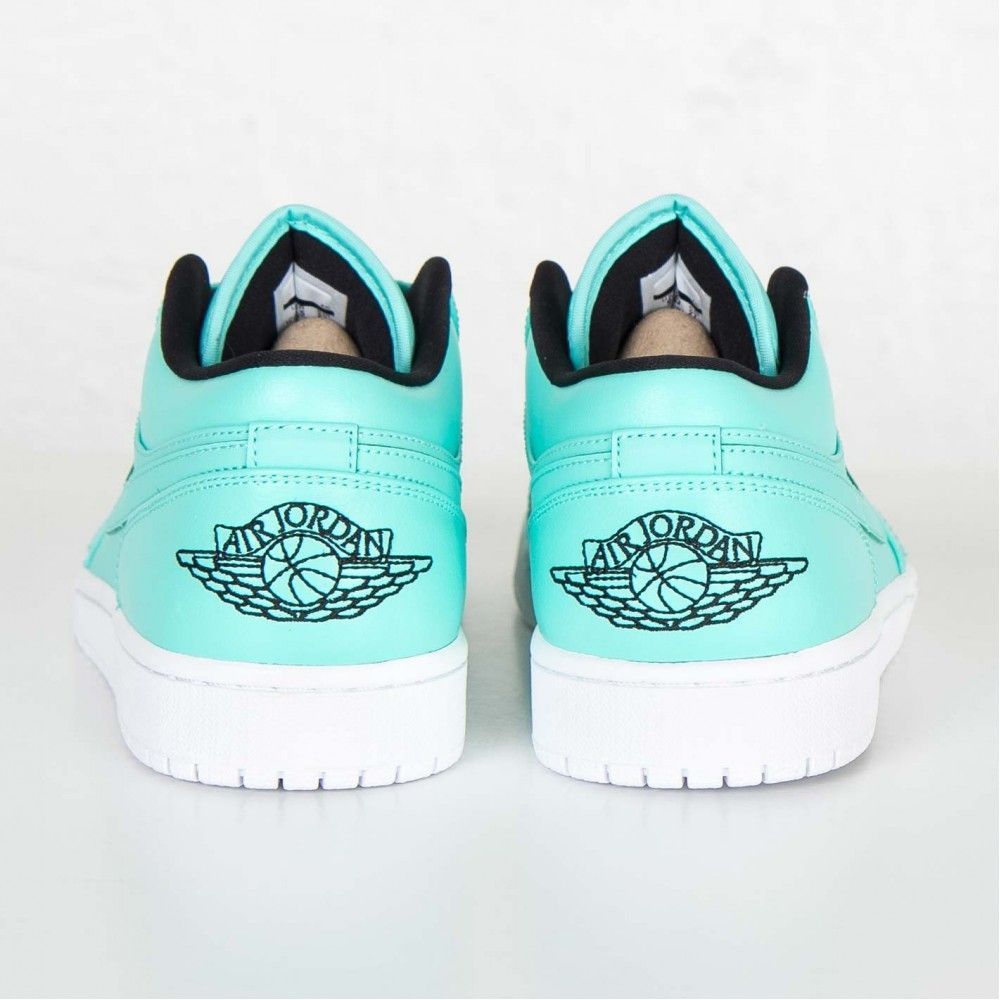 Кросівки JORDAN 1 RETRO LOW HYPER купити