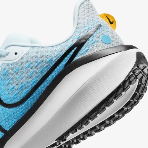 Кросівки Nike VOMERO 17 купити