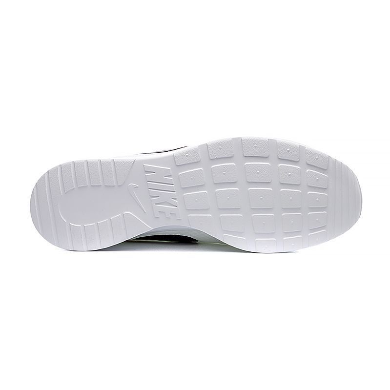 Кросівки Nike TANJUN купити