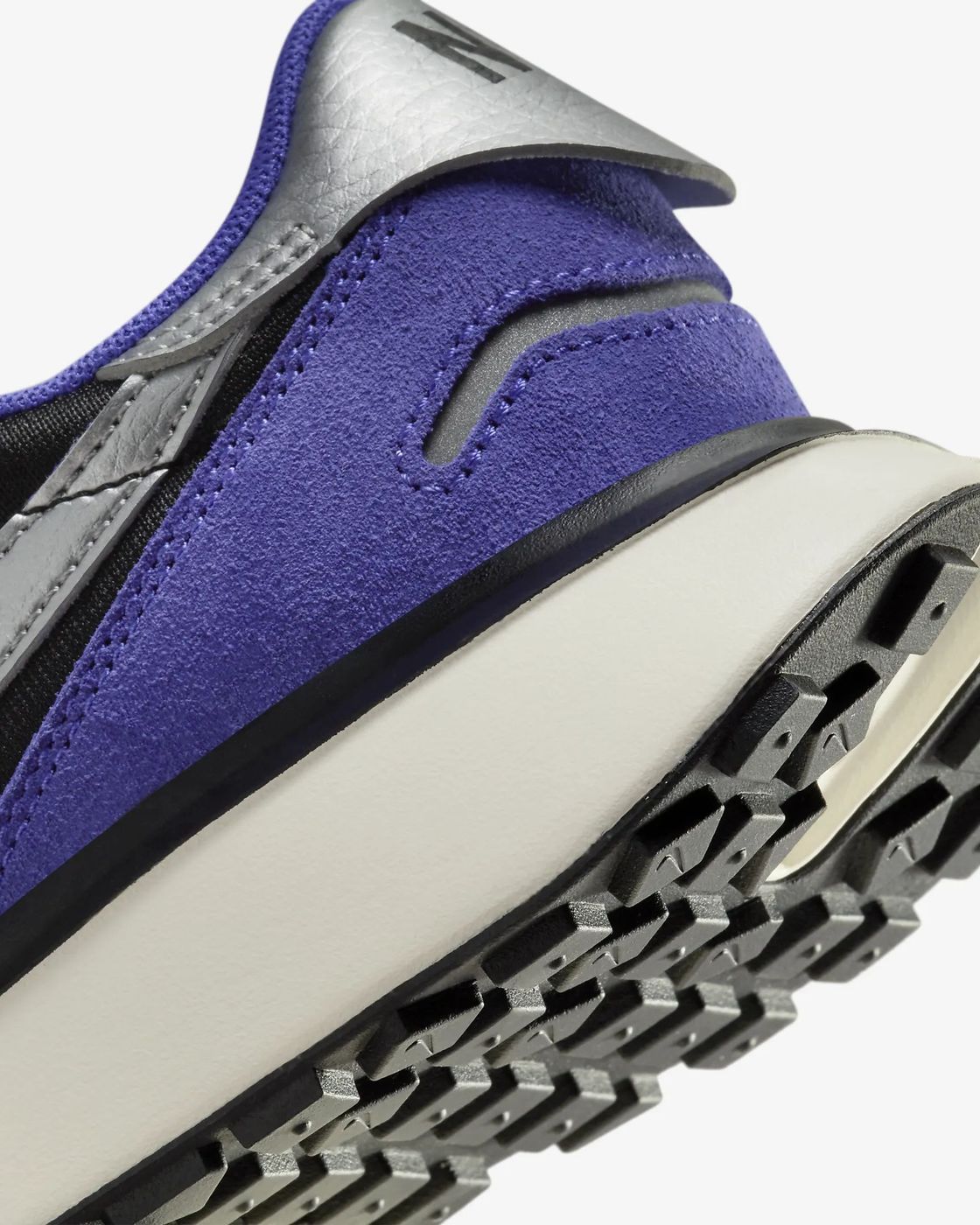 Кросівки NIKE W PHOENIX WAFFLE купить
