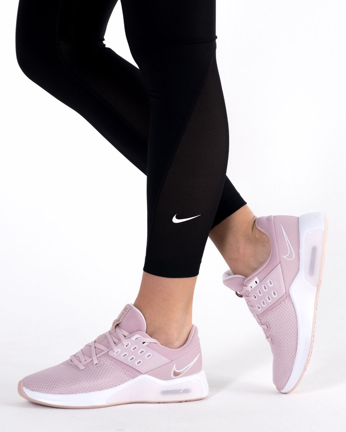 Кросівки Nike Air Max Bella TR 4 купити