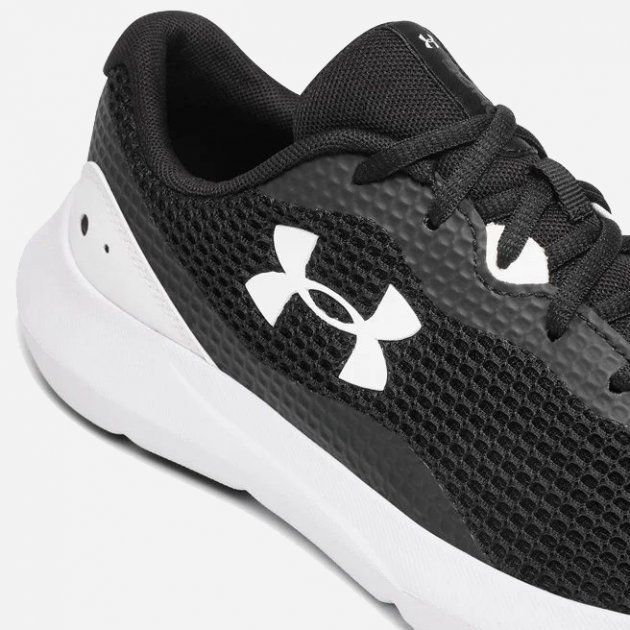 Кросівки Under Armour Surge 3 3024883-001 купити