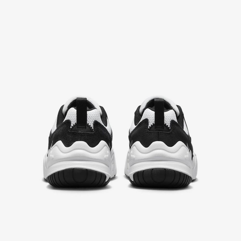 Кросівки NIKE W TECH HERA купити
