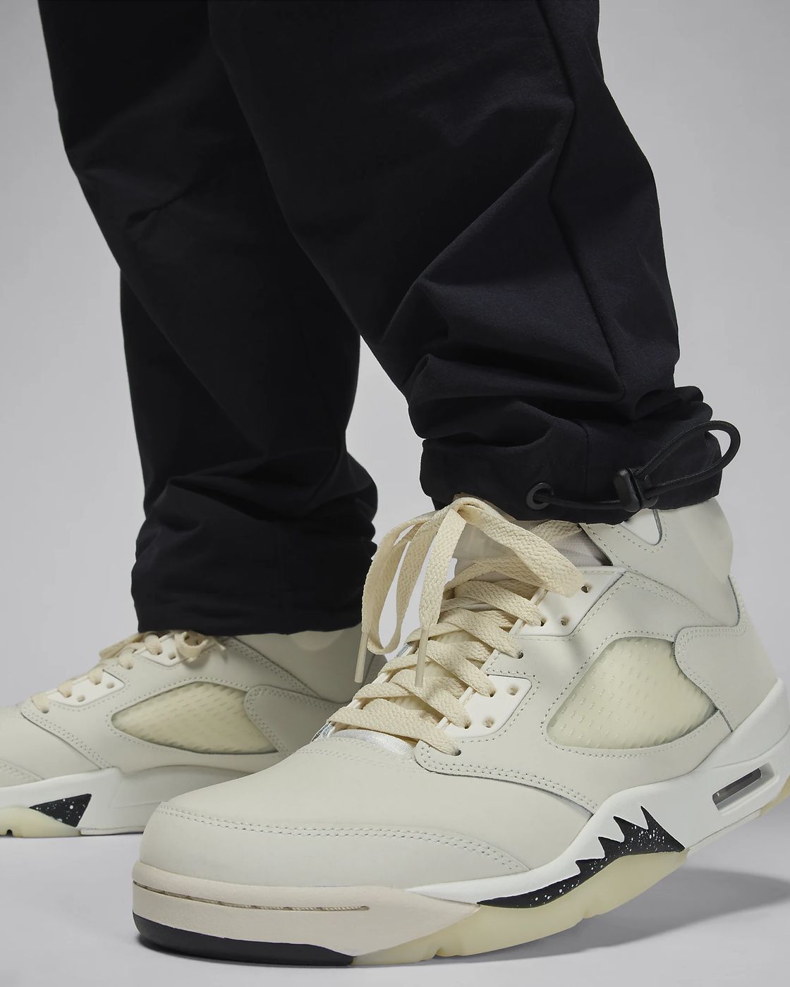Штани Air Jordan Essentials Woven Pants Black купити