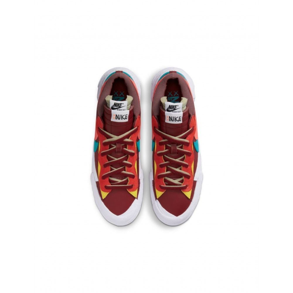 Кросівки Nike Blazer Low sacai KAWS Red купити