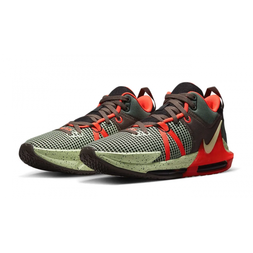 Кросівки Nike Lebron Witness VII купить