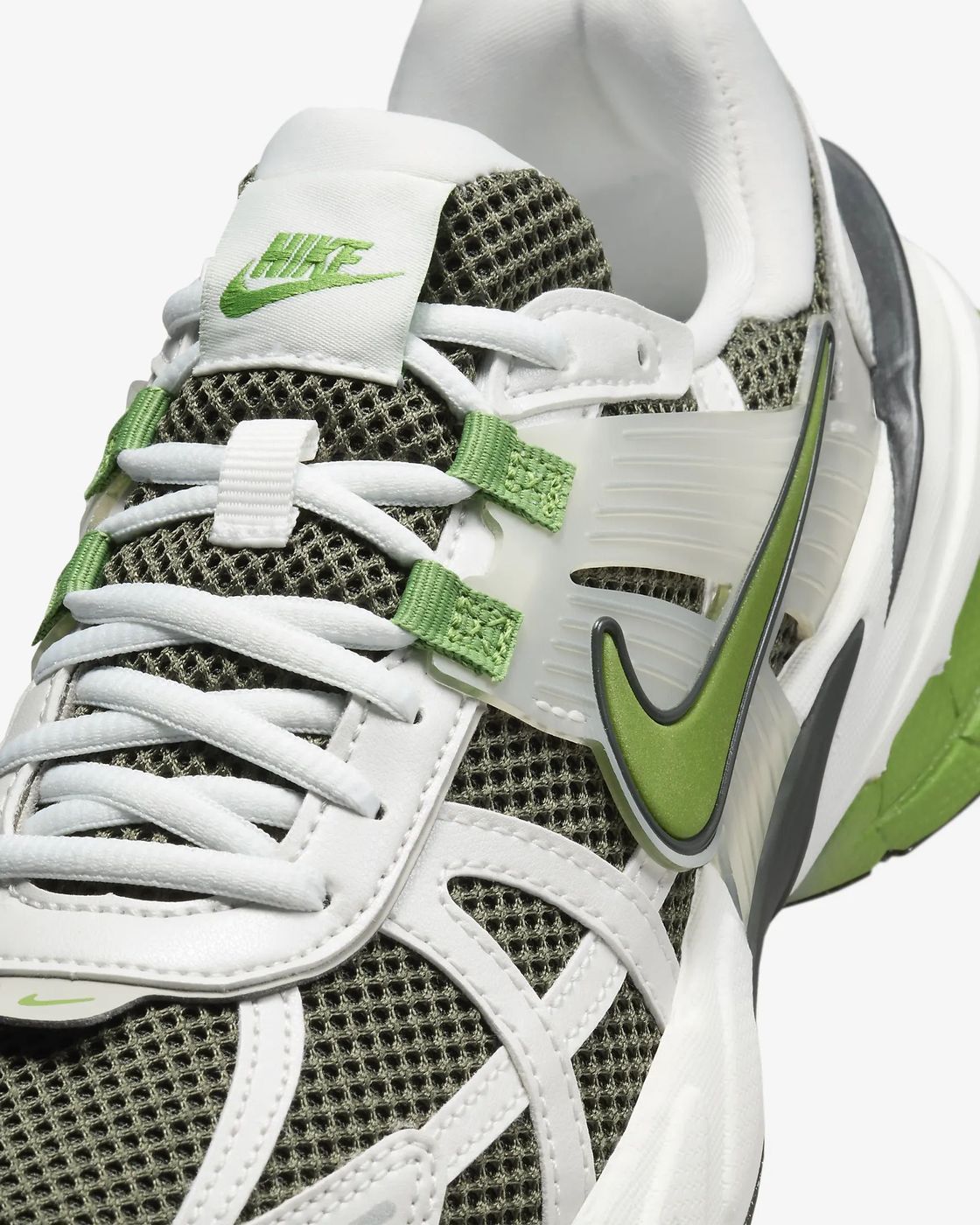 Кросівки NIKE W V2K RUN купити
