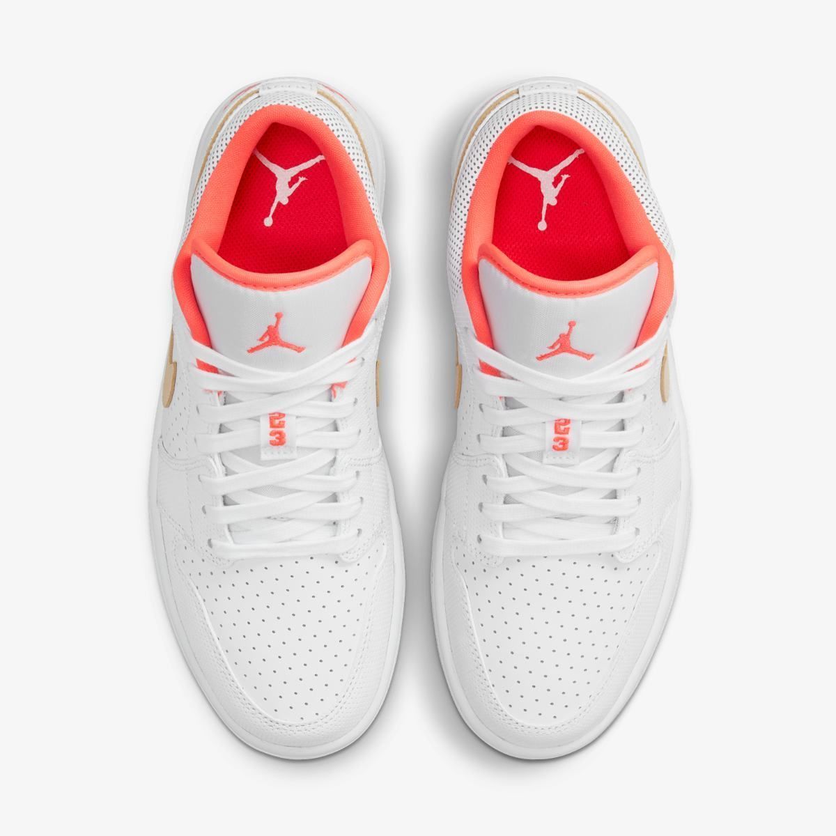 Кросівки Jordan 1 Low SE White Sesame (W) купить