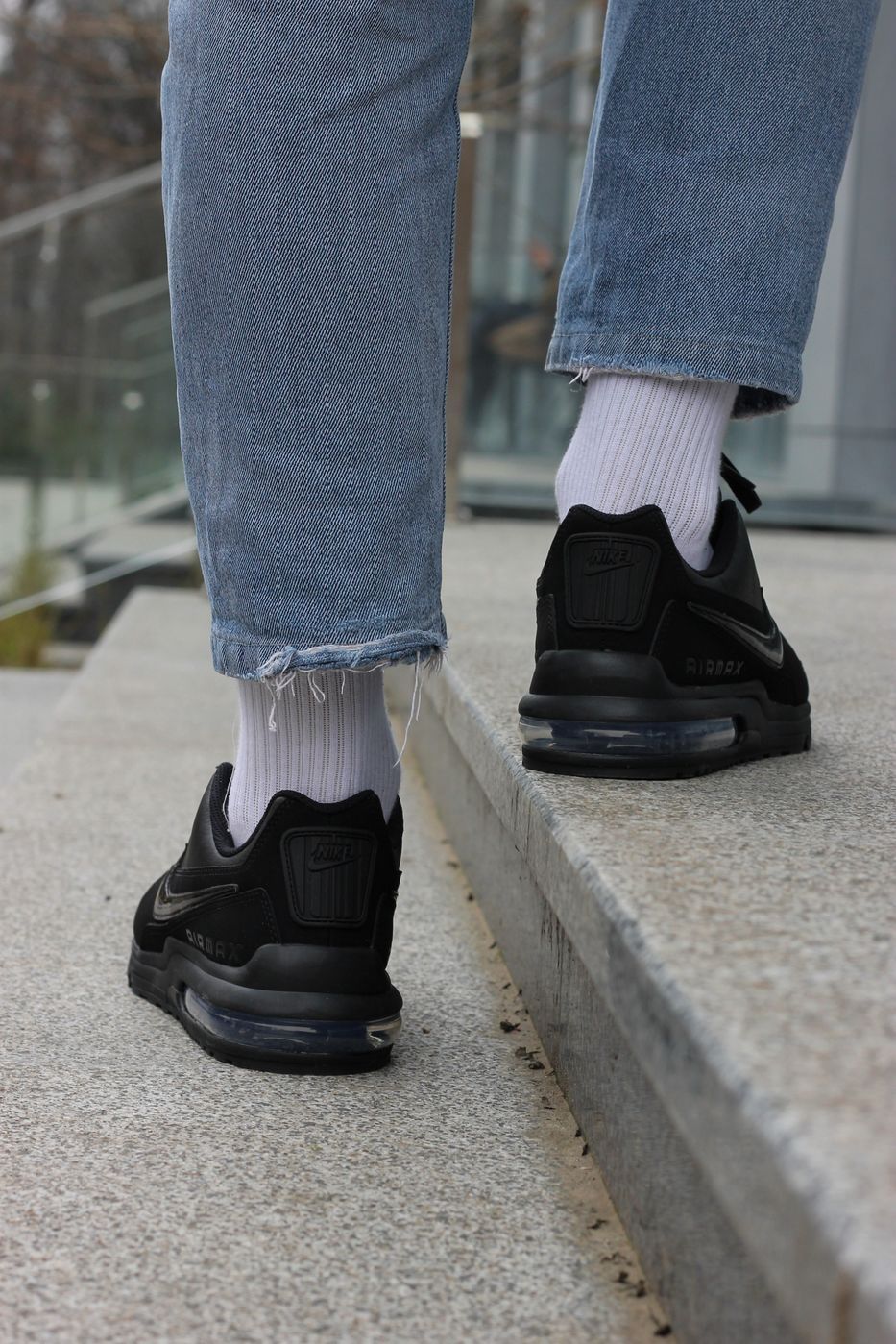 Кросівки Nike AIR MAX LTD 3 купити
