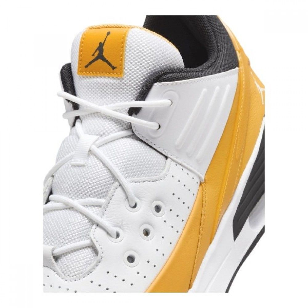Кросівки AIR JORDAN MAX AURA 5 SHOES WHITE/ORANGE купити