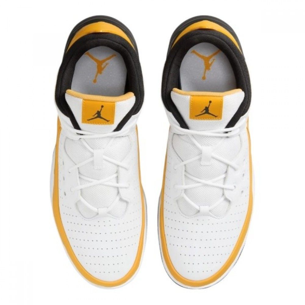 Кросівки AIR JORDAN MAX AURA 5 SHOES WHITE/ORANGE купити