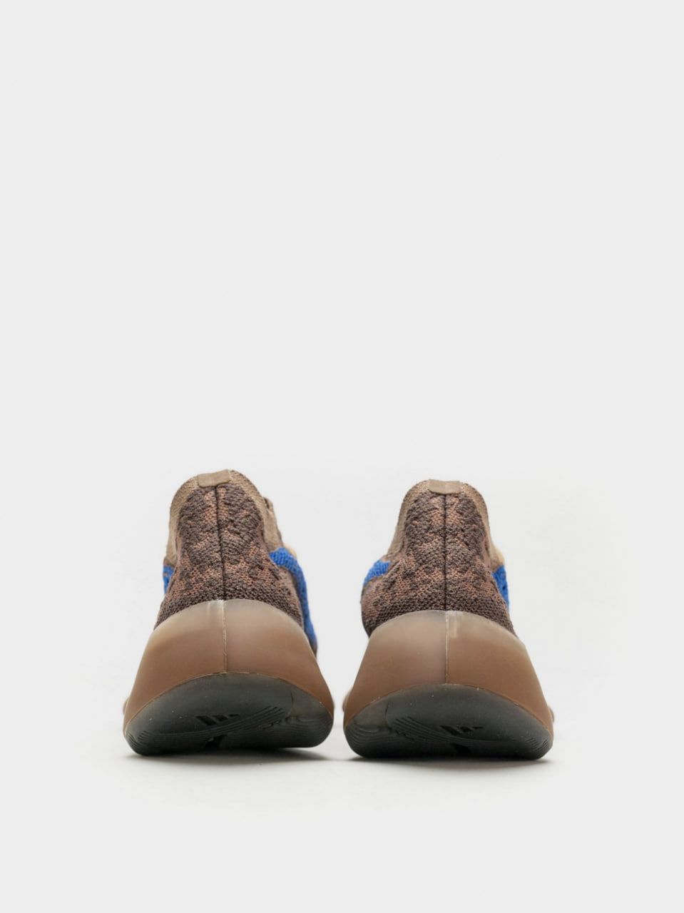 Кросівки Adidas Yeezy Boost 380 купити