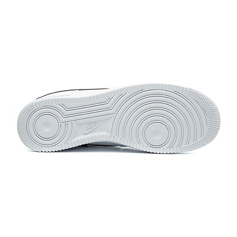 Кросівки Nike AIR FORCE 1 07 купити