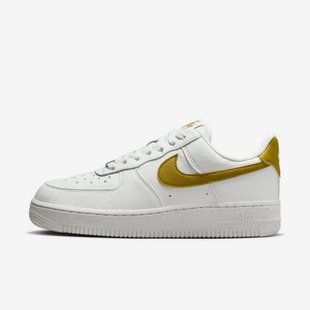 Кросівки Nike WMNS AIR FORCE 1 07 NN купити