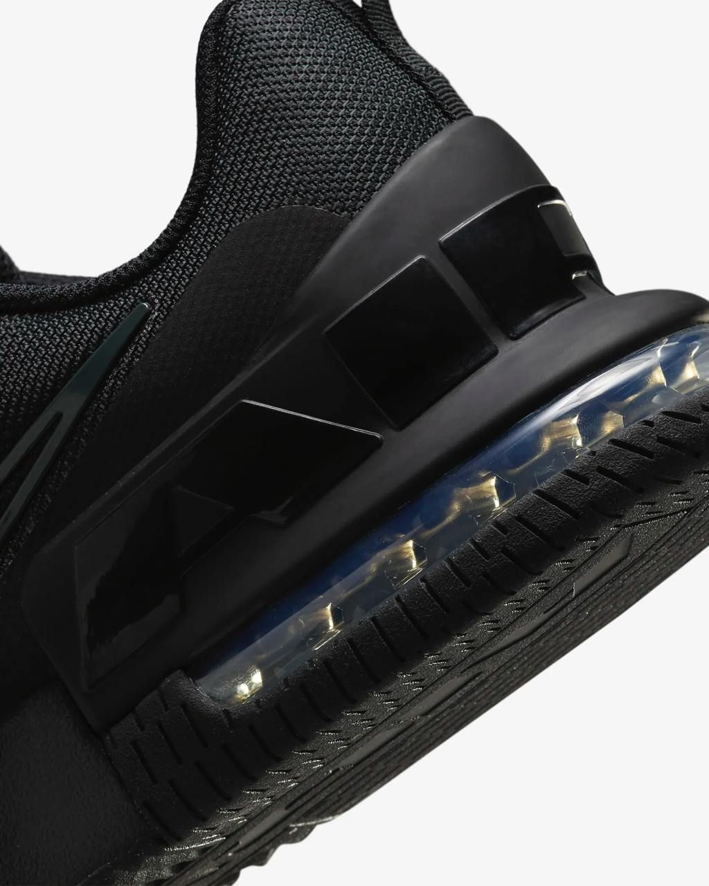 Кросівки Nike M AIR MAX ALPHA TRAINER 6 купити