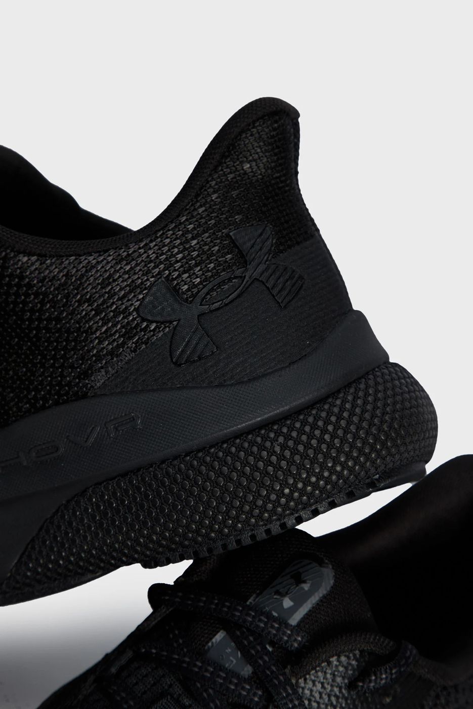 Кросівки Under Armour HOVR Turbulence 2 купить