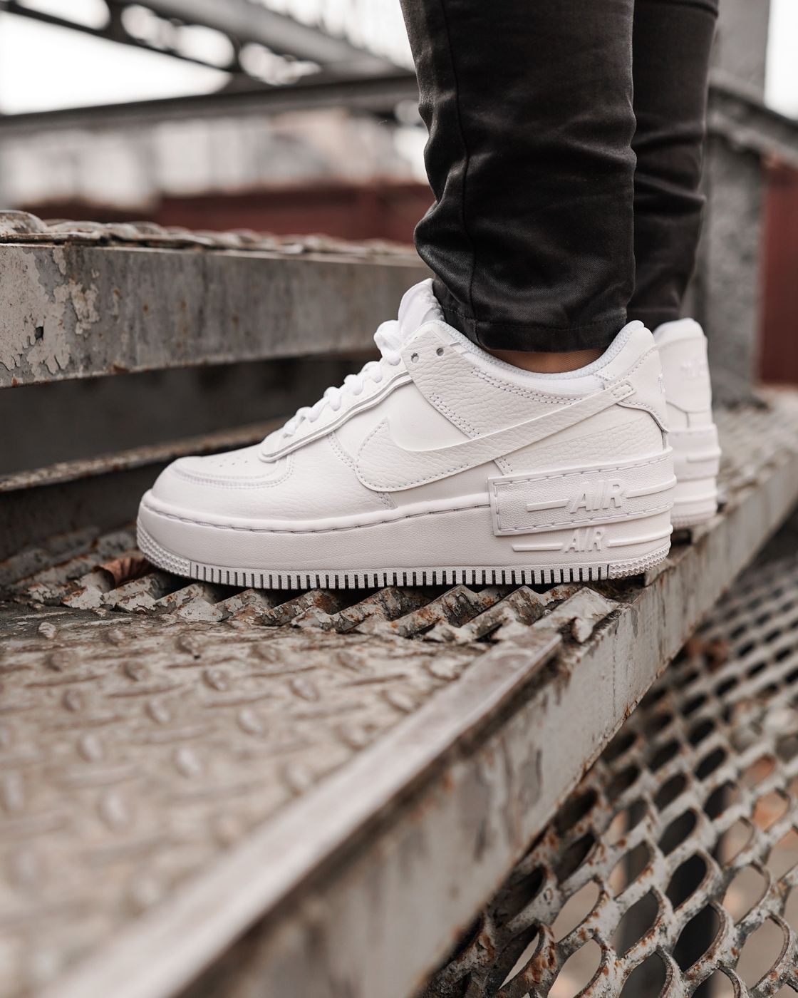 Кросівки Nike W Af1 Shadow купити