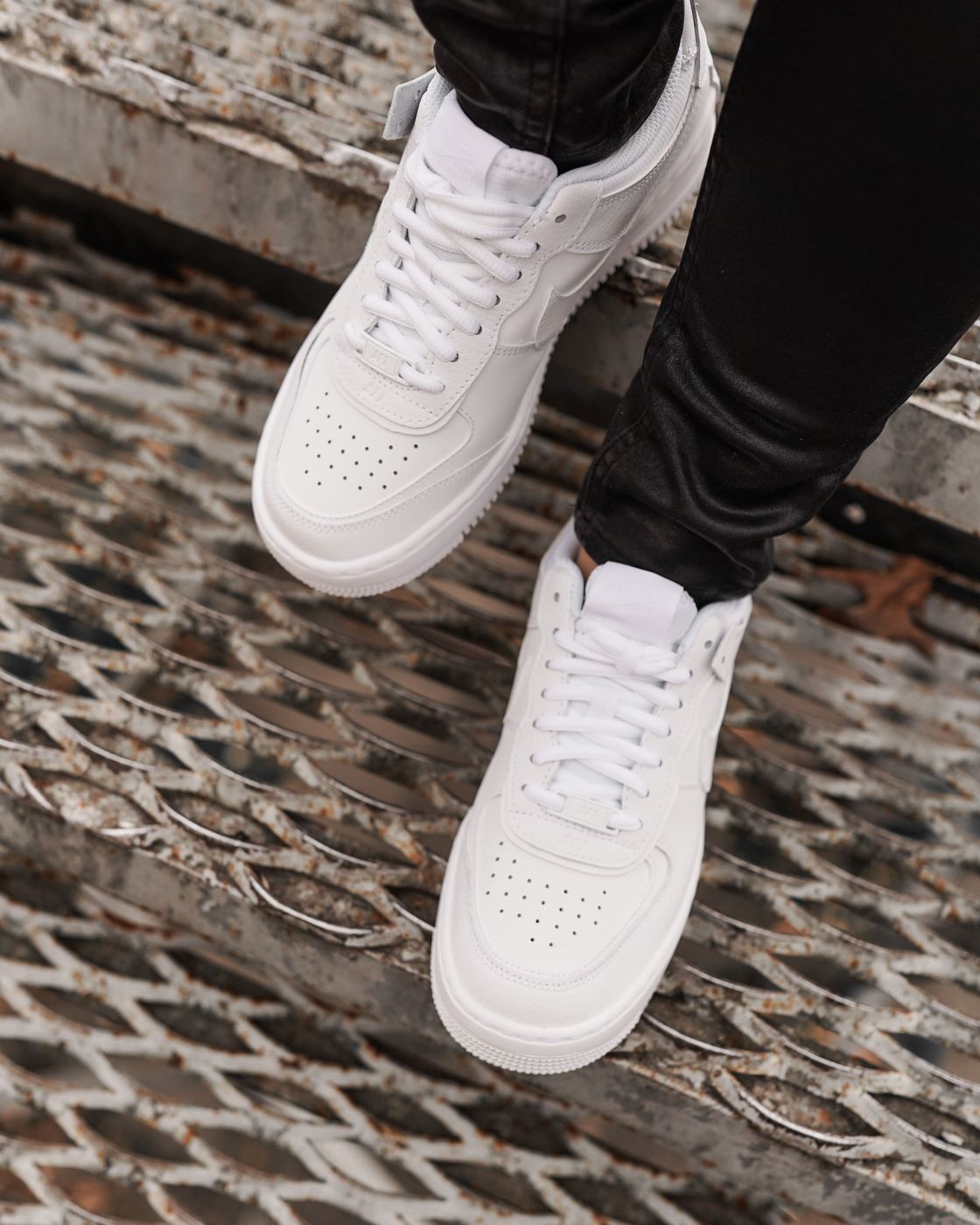 Кросівки Nike W Af1 Shadow купити