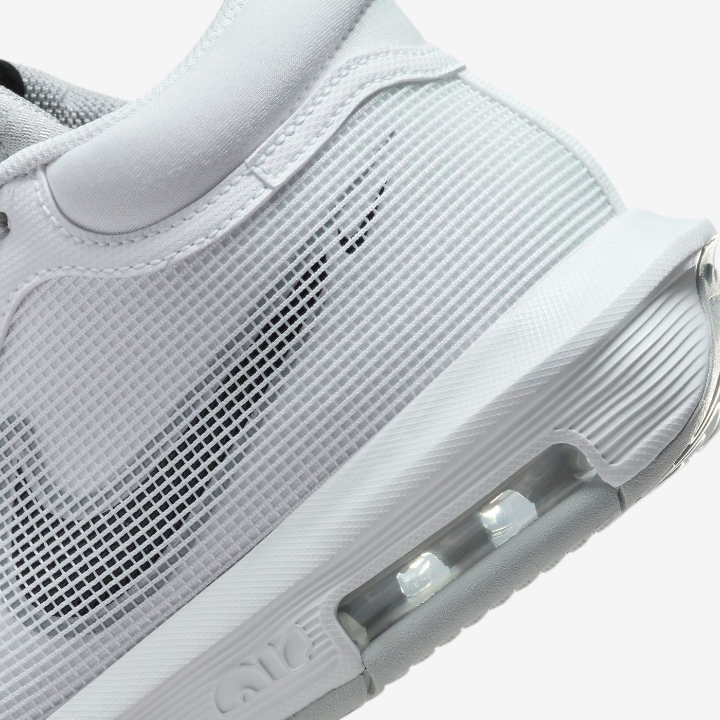 Кросівки Nike LEBRON WITNESS VIII купити