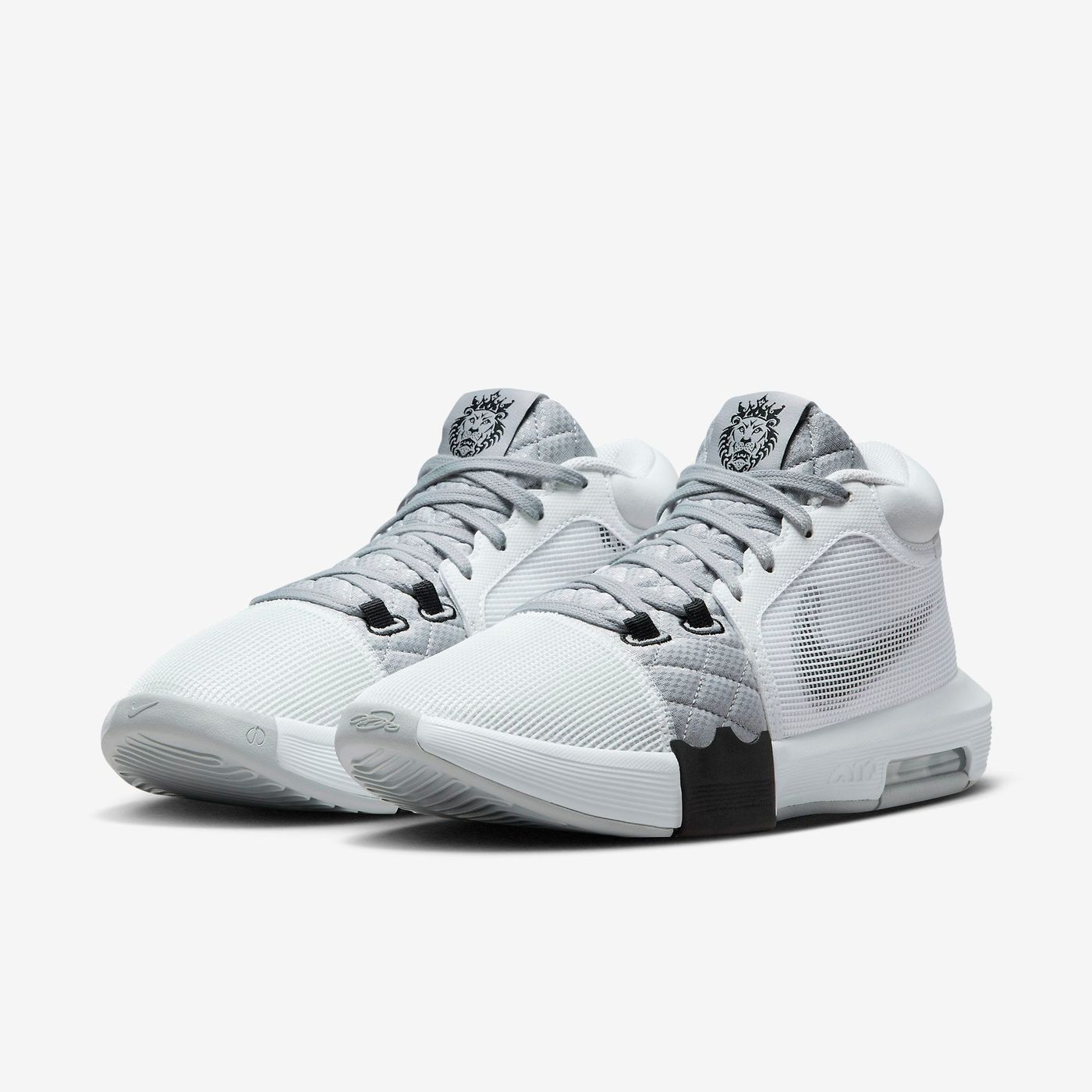 Кросівки Nike LEBRON WITNESS VIII купити