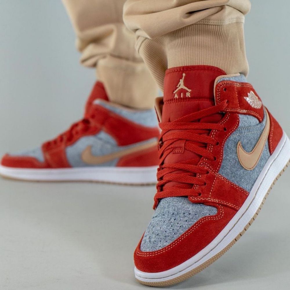 Кросівки Nike Air Jordan 1 Mid Denim Red купити
