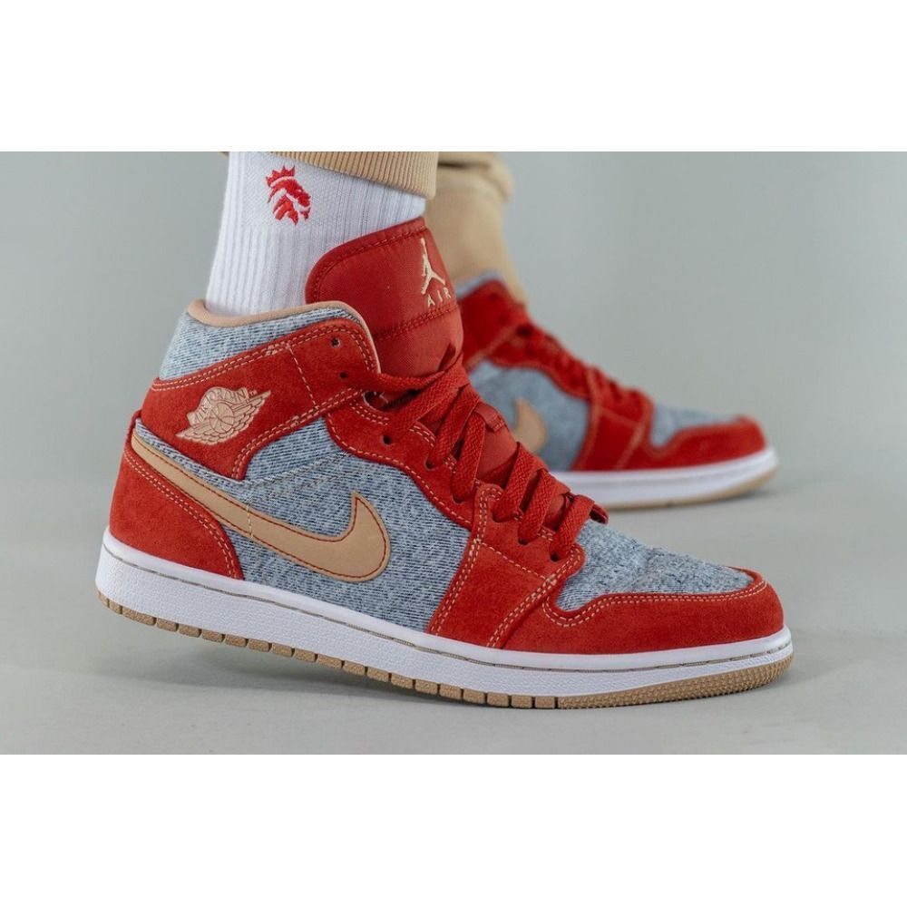 Кросівки Nike Air Jordan 1 Mid Denim Red купити
