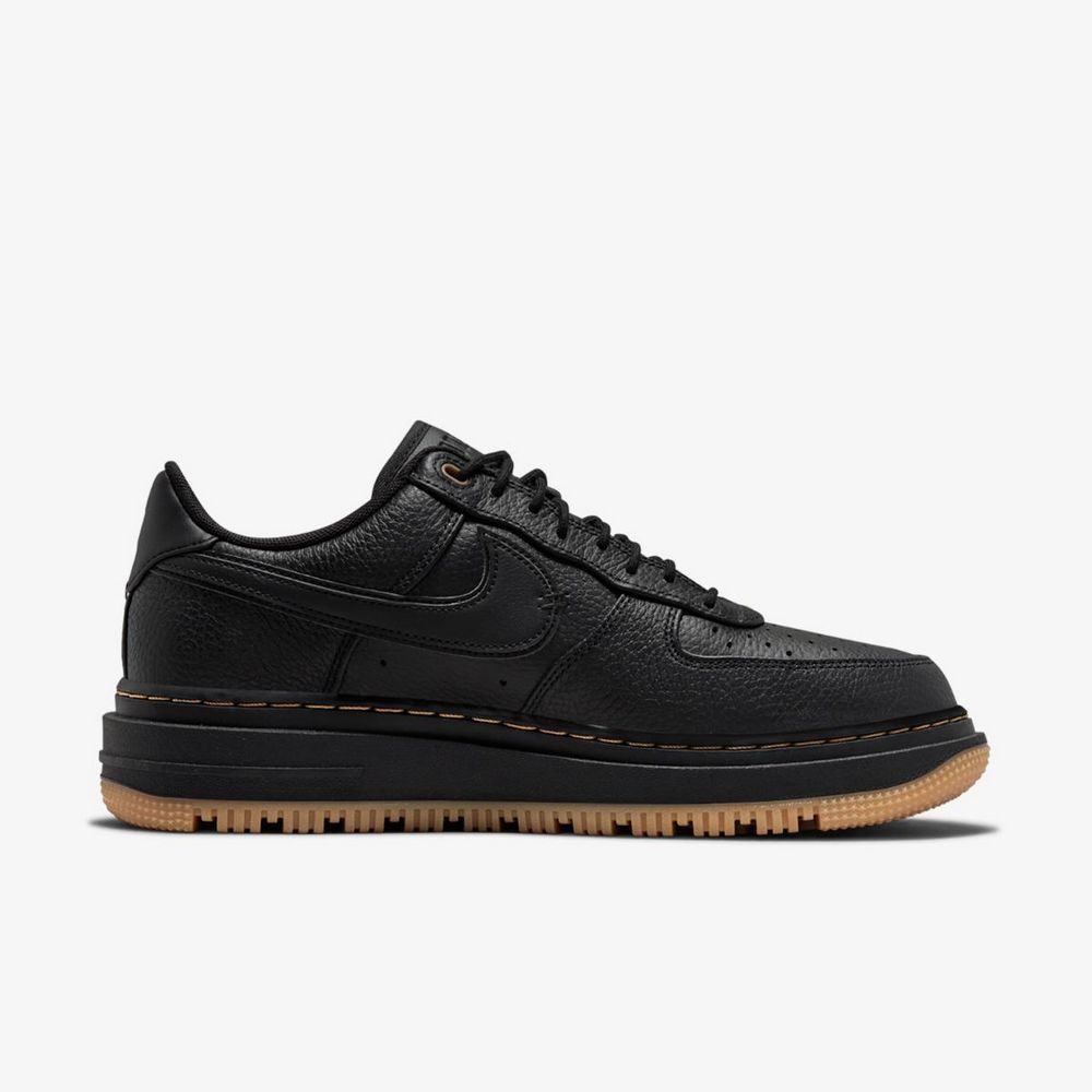 Кросівки Nike AIR FORCE 1 LUXE купити