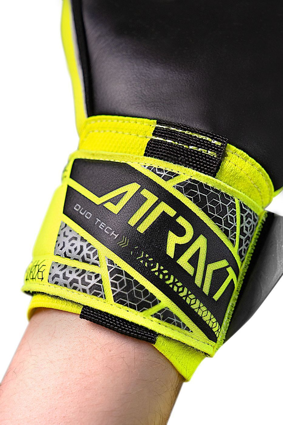 Воротарські рукавиці Reusch Attrakt Duo  купити