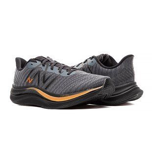 Кросівки New Balance FuelCell Propel v4 купити