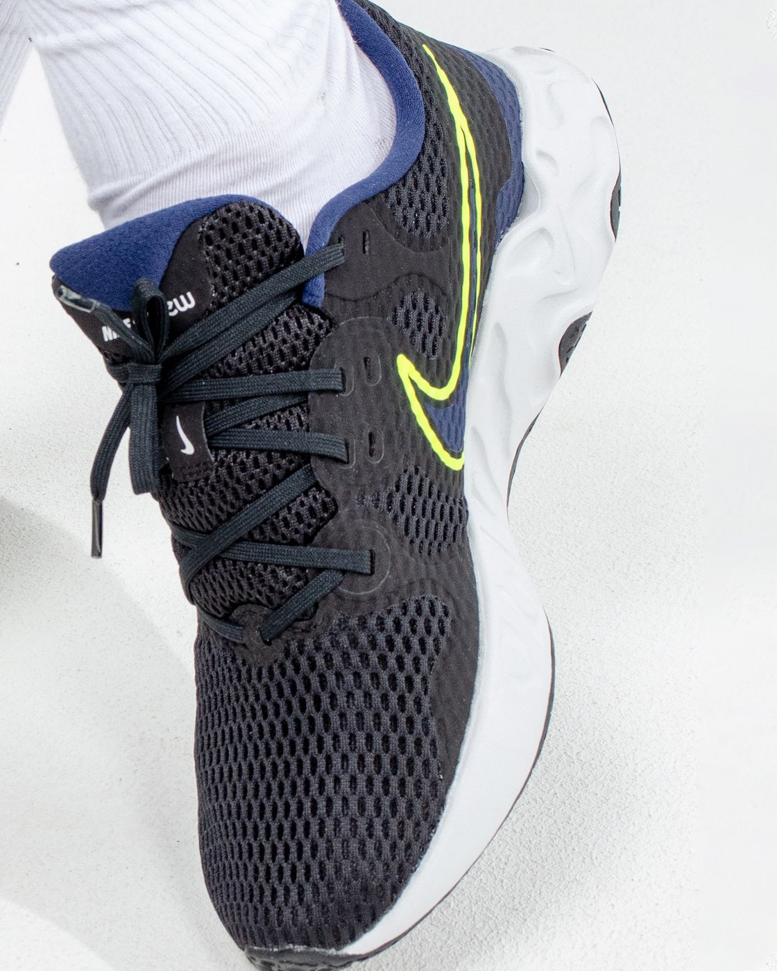 Чоловічі кросівки Nike RENEW RIDE 2 купити