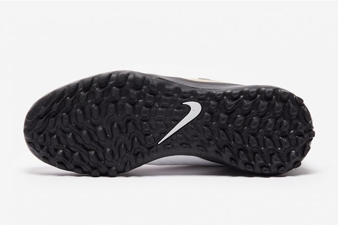 Сороконіжки Nike Phantom GX II Academy TF Junior FJ2608-100 купить