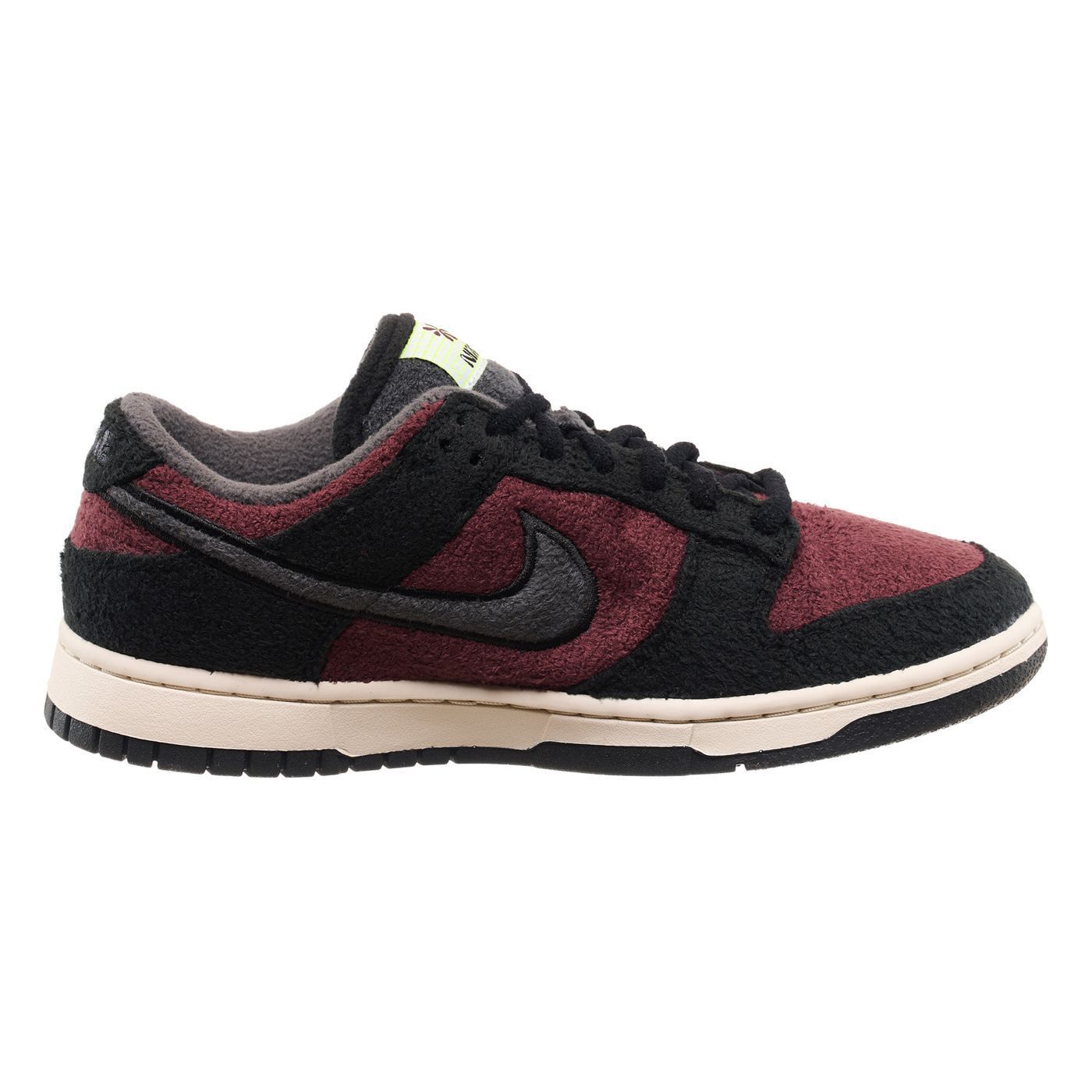 Кросівки Nike W DUNK LOW SE CC купити