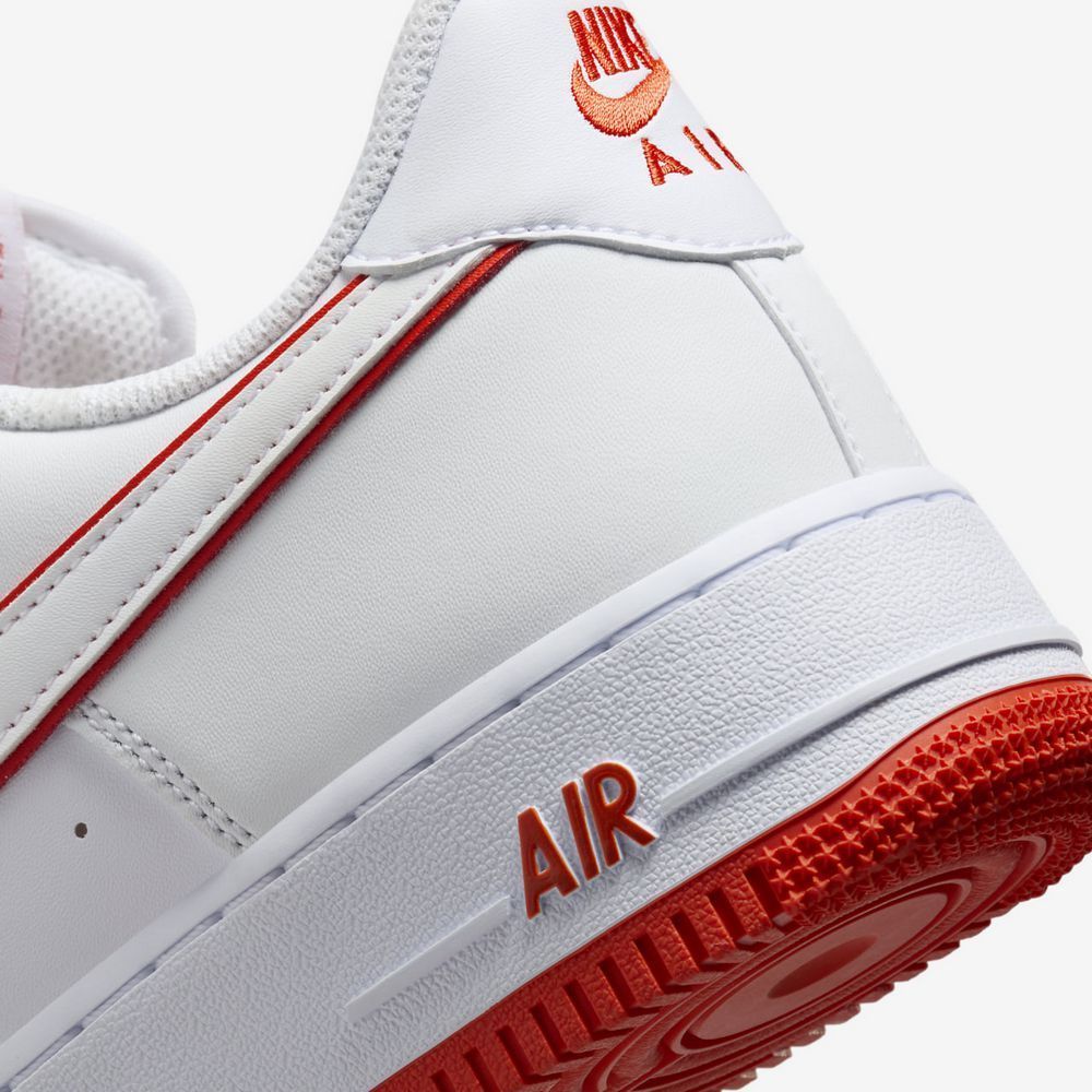 Кросівки Nike Air Force 1 Low 07 купити