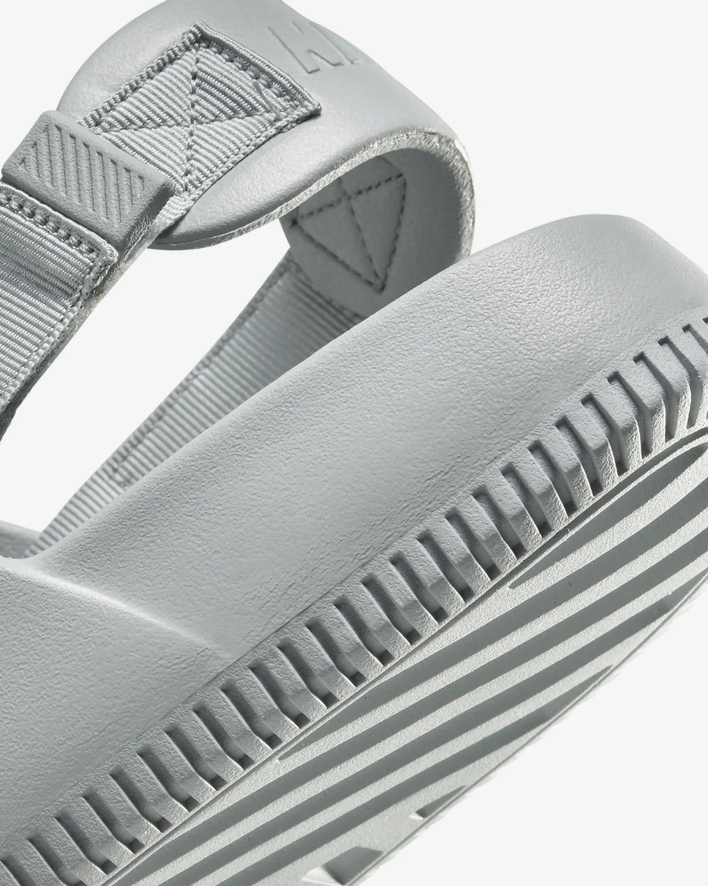 Кросівки Nike CALM MULE купить