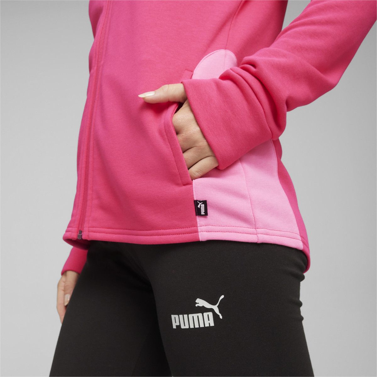 Спортивний костюм жіночий Puma Tracksuits (67370148) купити