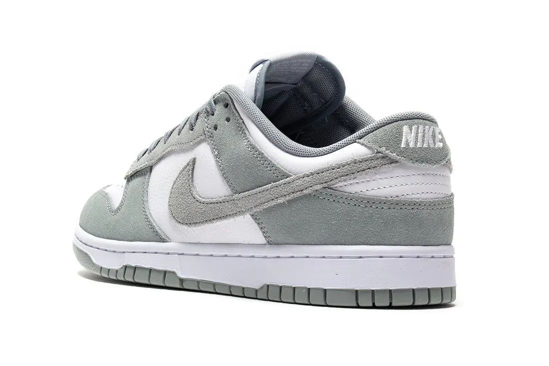 Кросівки NIKE DUNK LOW RETRO SE купити