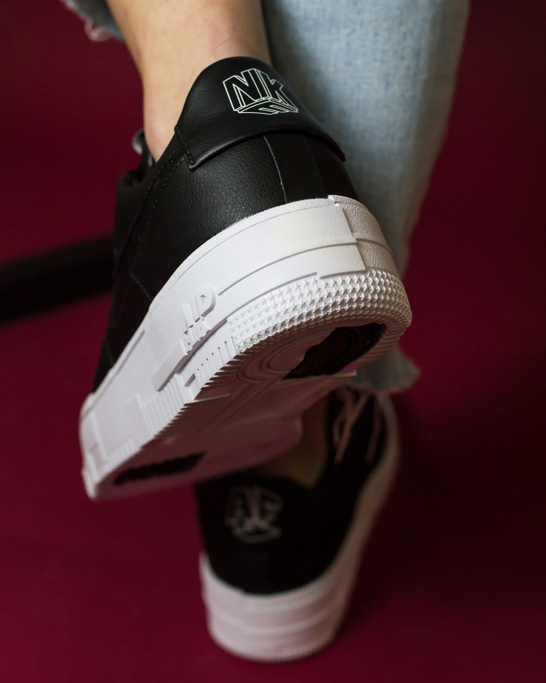 Кроссовки Nike W AF1 PIXEL купить