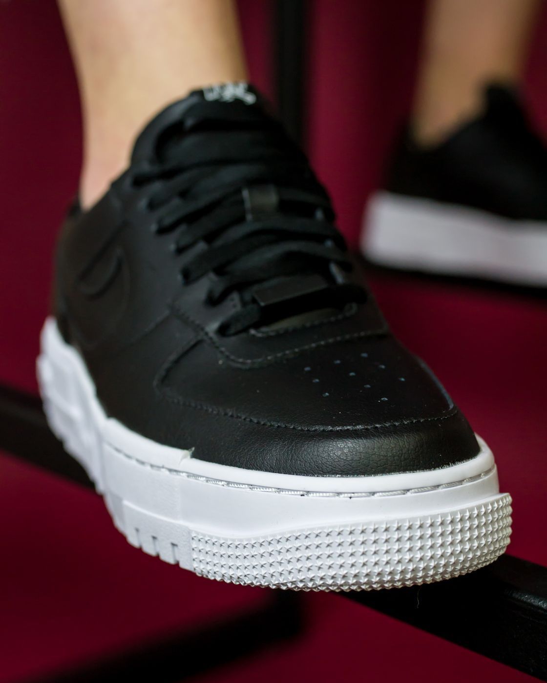 Кроссовки Nike W AF1 PIXEL купить