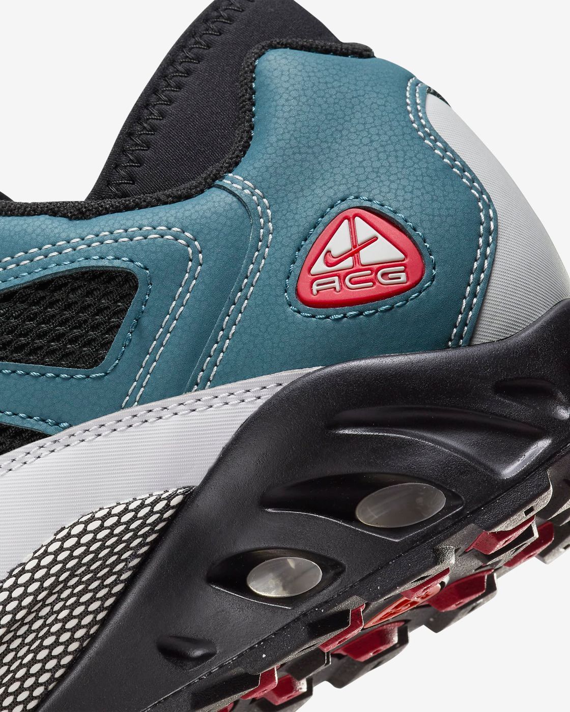 Кросівки Nike ACG AIR EXPLORAID купити