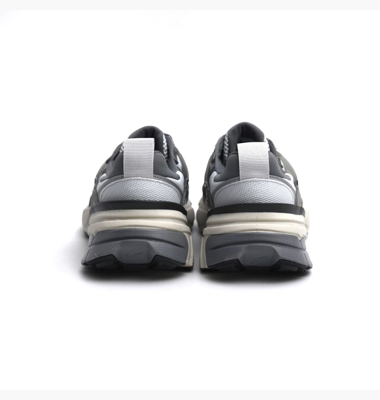 Кросівки Nike V2K Run купити