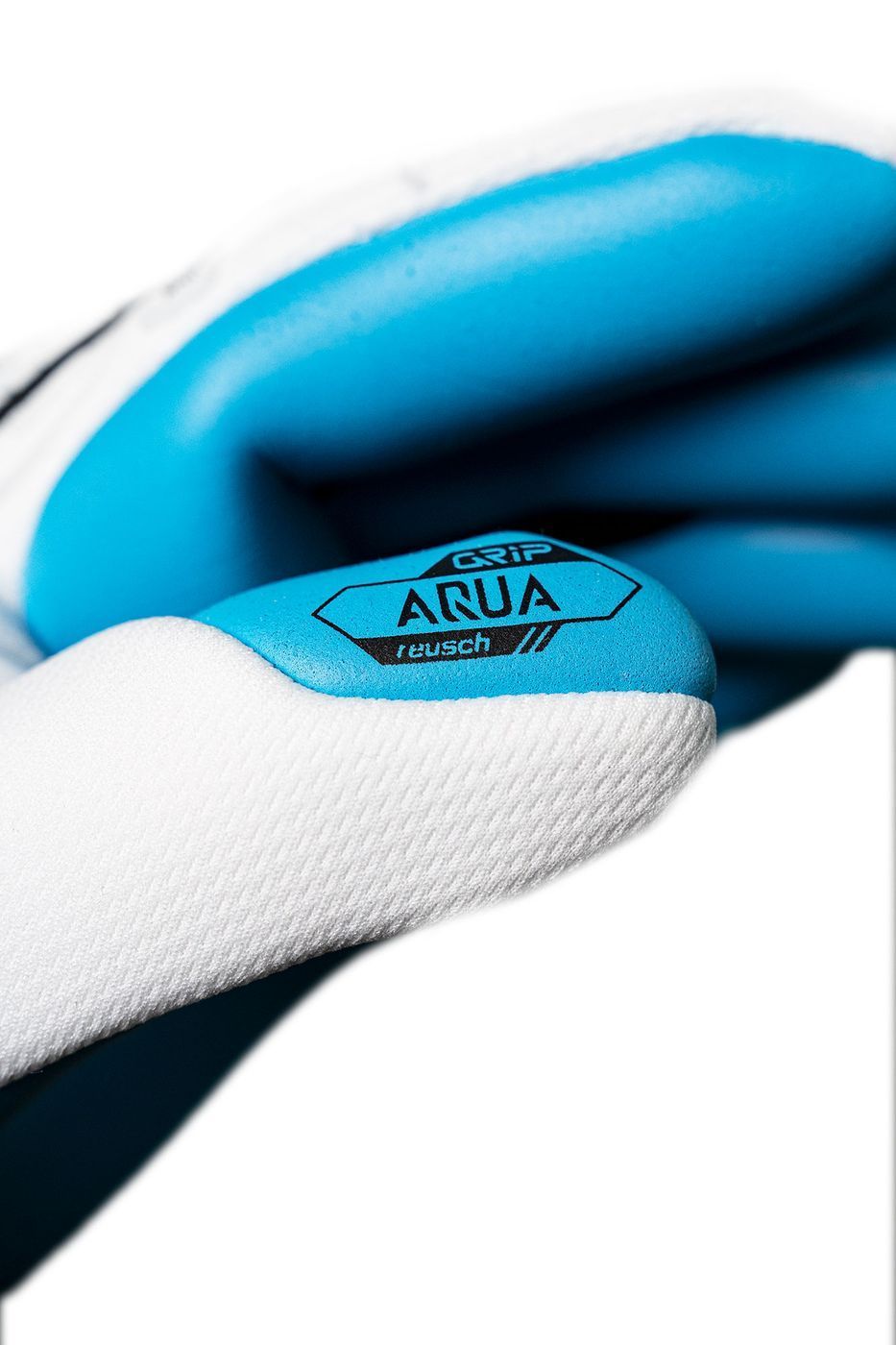 Воротарські рукавиці Reusch Attrakt Freegel Aqua купити