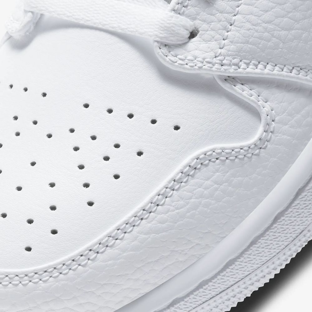 Кросівки Nike Air Jordan 1 Mid White купить