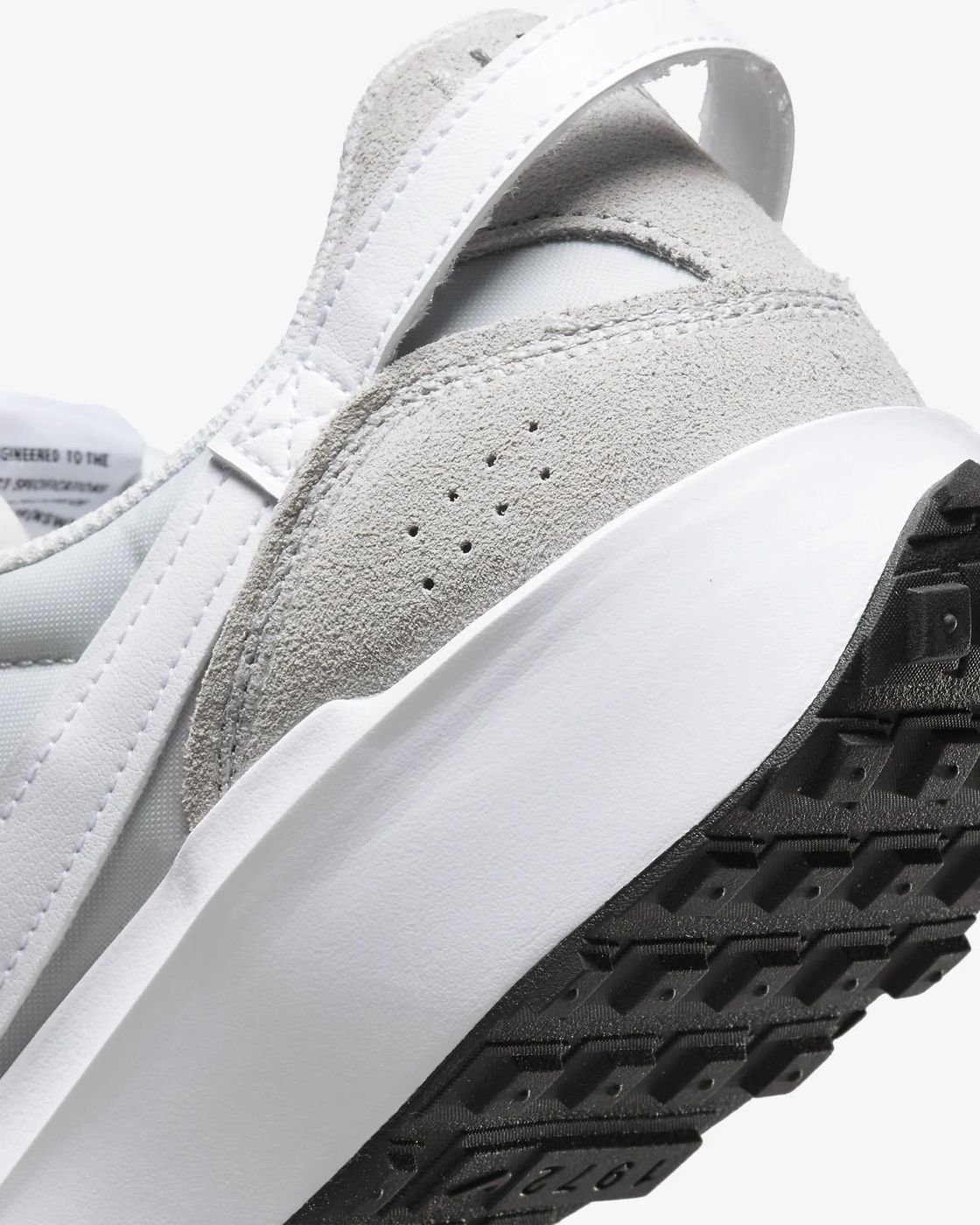 Кросівки Nike Waffle Debut купити