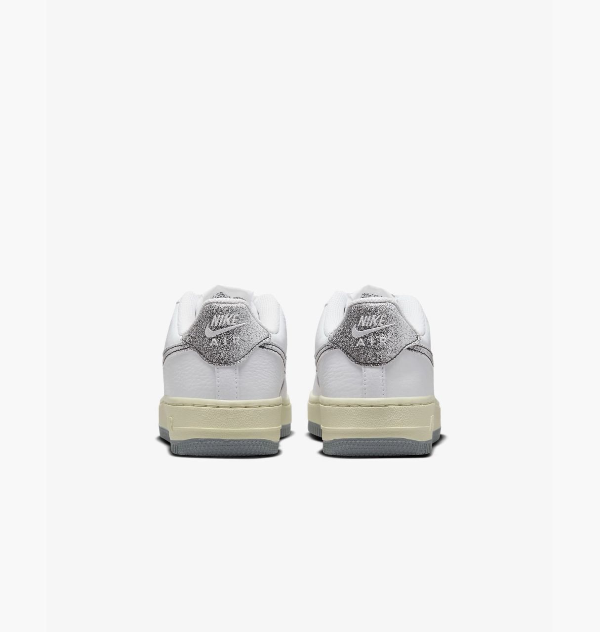 Кросівки Nike AIR FORCE 1 LV8 3 (GS) купити