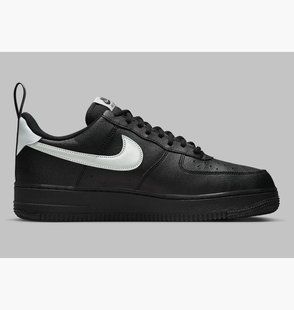 Кросівки Nike AIR FORCE 1 07 LV8 UT купити