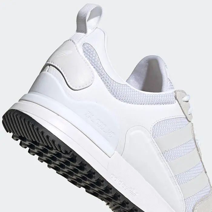 Кросівки Adidas ZX 700 HD купити