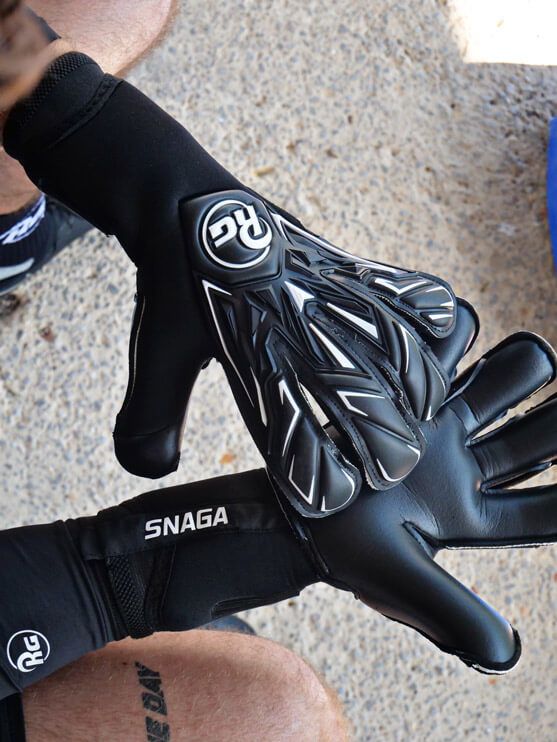 Вратарские перчатки RG Snaga Black 2023-2024 купить