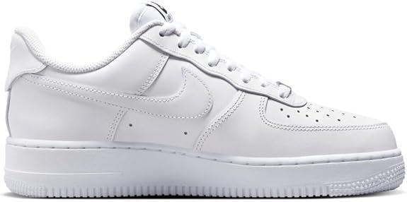 Кросівки жіночі Nike Air Force 1 07 Flyease (DX5883-100) купити