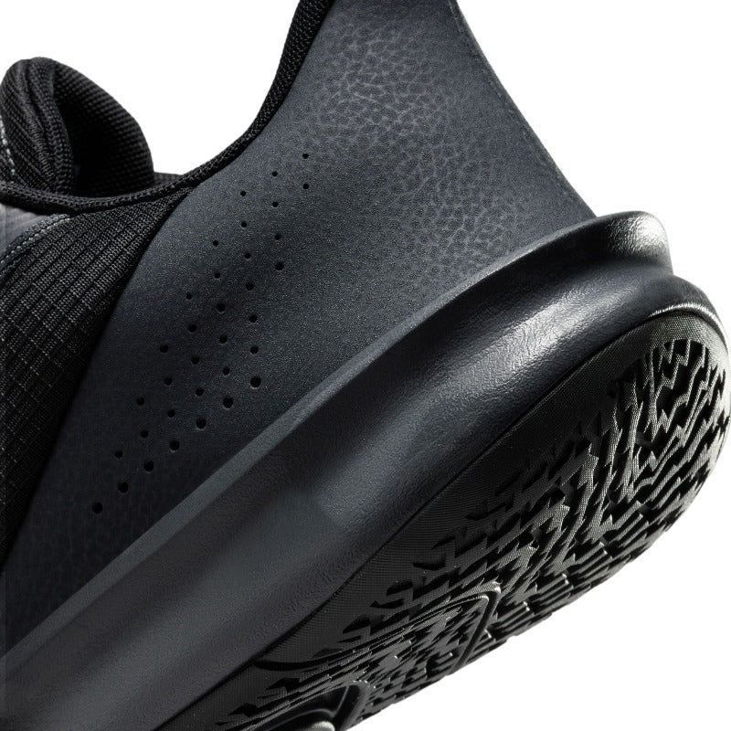 Кросівки NIKE PRECISION VII купити